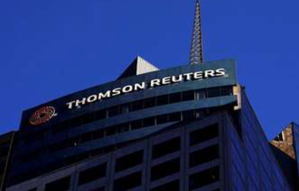 Thomson Reuters 花 4000 万美元训练大模型，企业 AI 进入自建时代